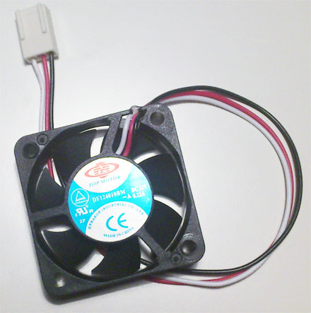 L�fter (Dynatron DF124010BM, 40x40x10 mm, 12VDC)